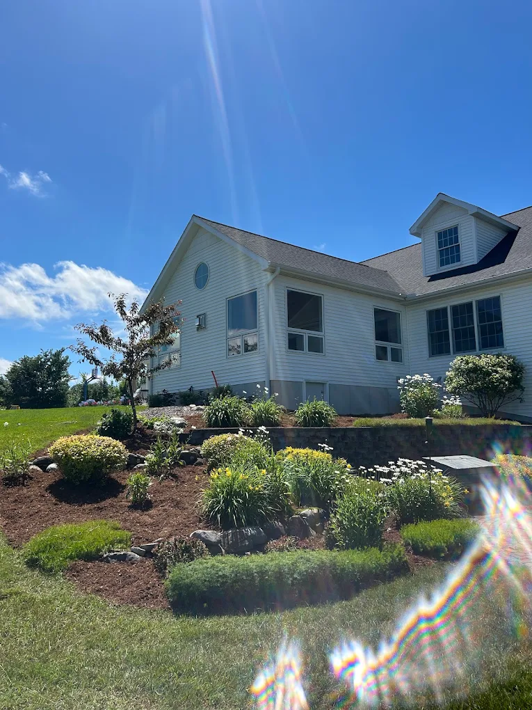 Residential front yard landscaping
